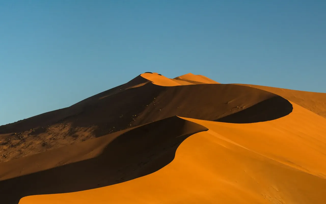 Les dunes du désert du Namib, en Namibie