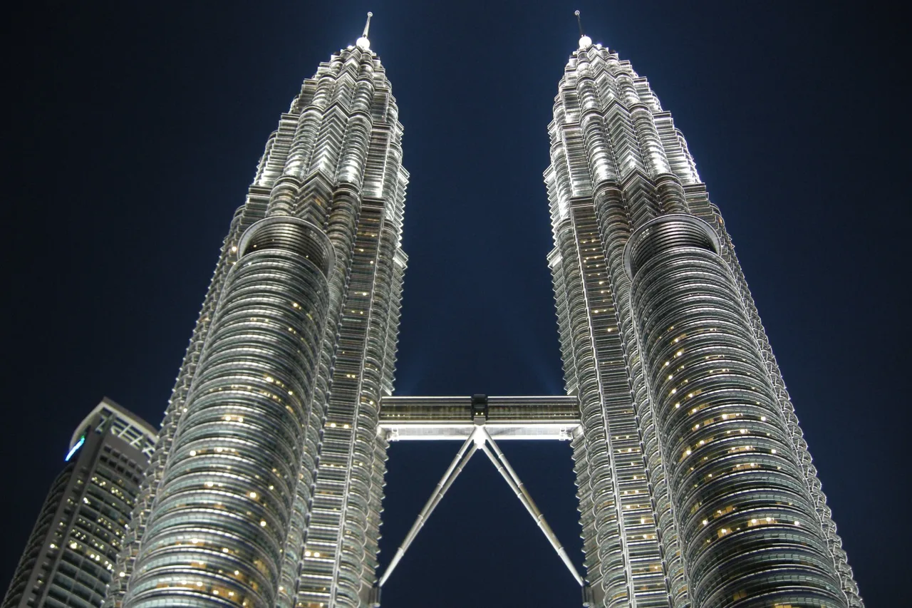 Les tours Petronas à Kuala Lumpur, en Malaisie