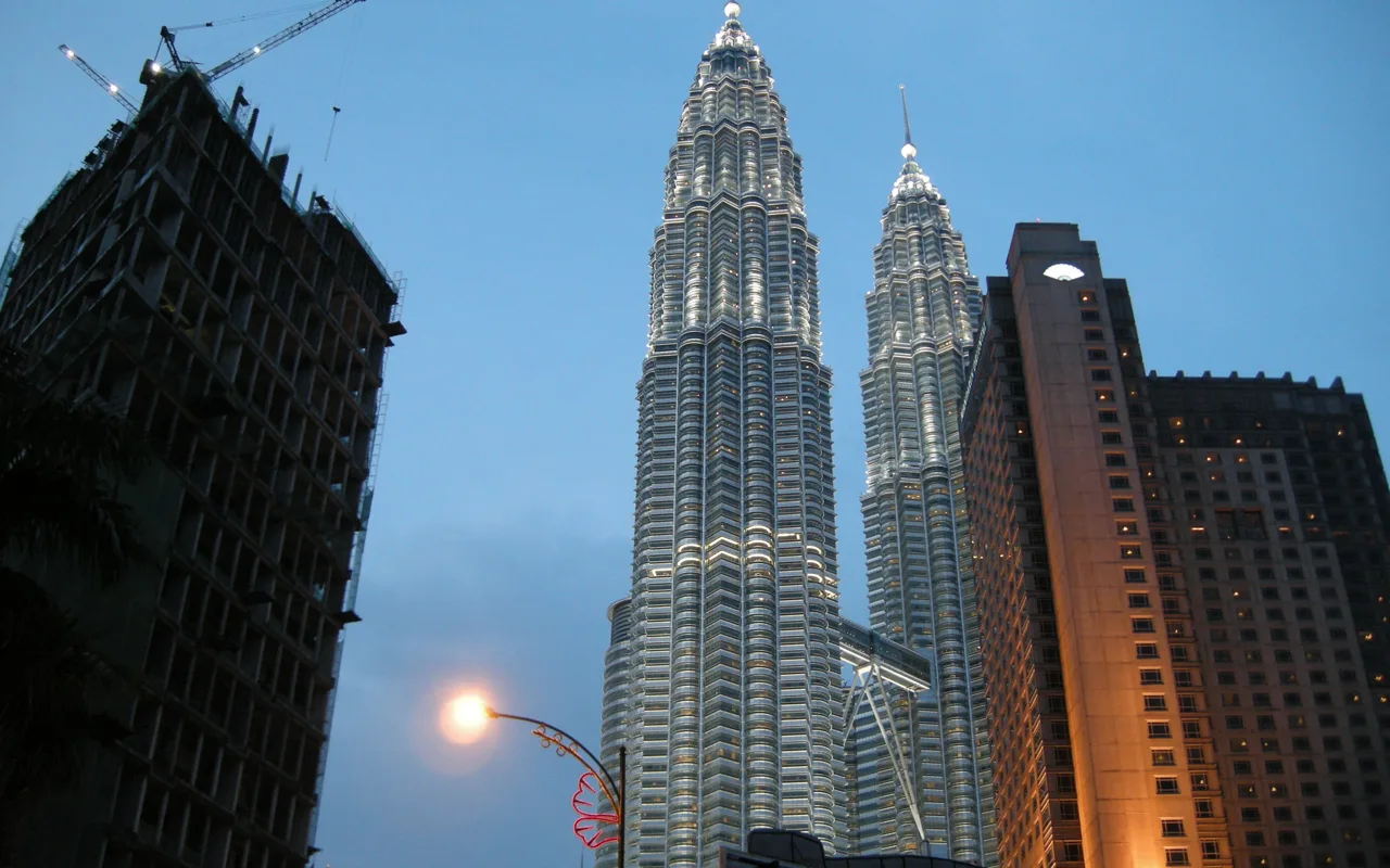 Les tours Petronas à Kuala Lumpur, en Malaisie