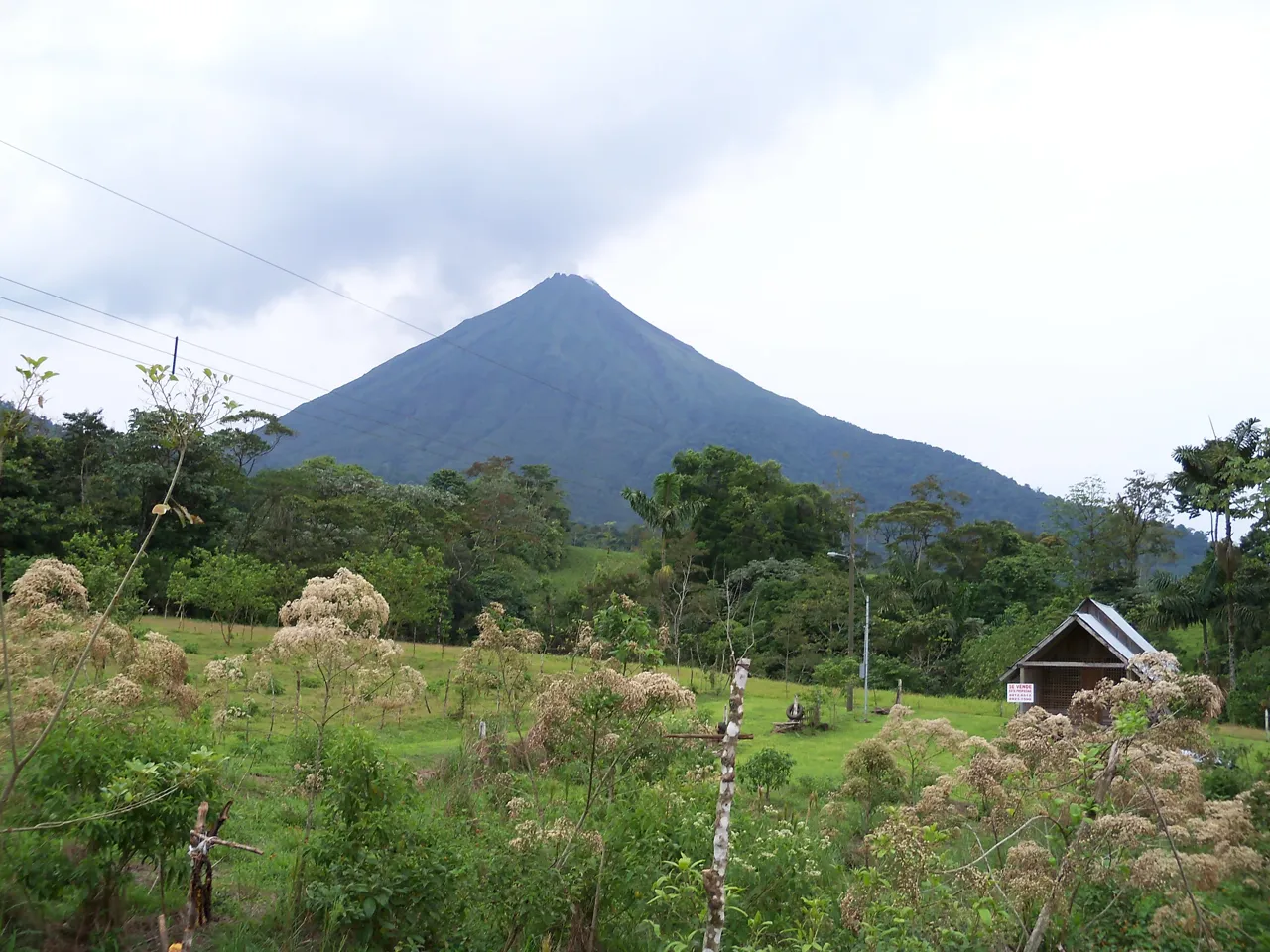 El volcà Arenal a Costa Rica